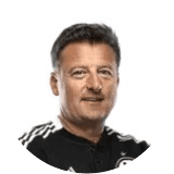 Kosta Runjaić Profile Photo